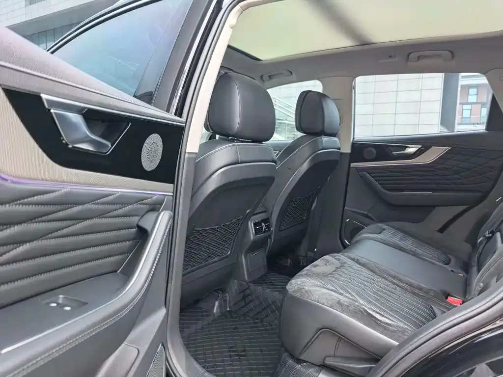 Hongqi HS5 2023 из CN, фото 7