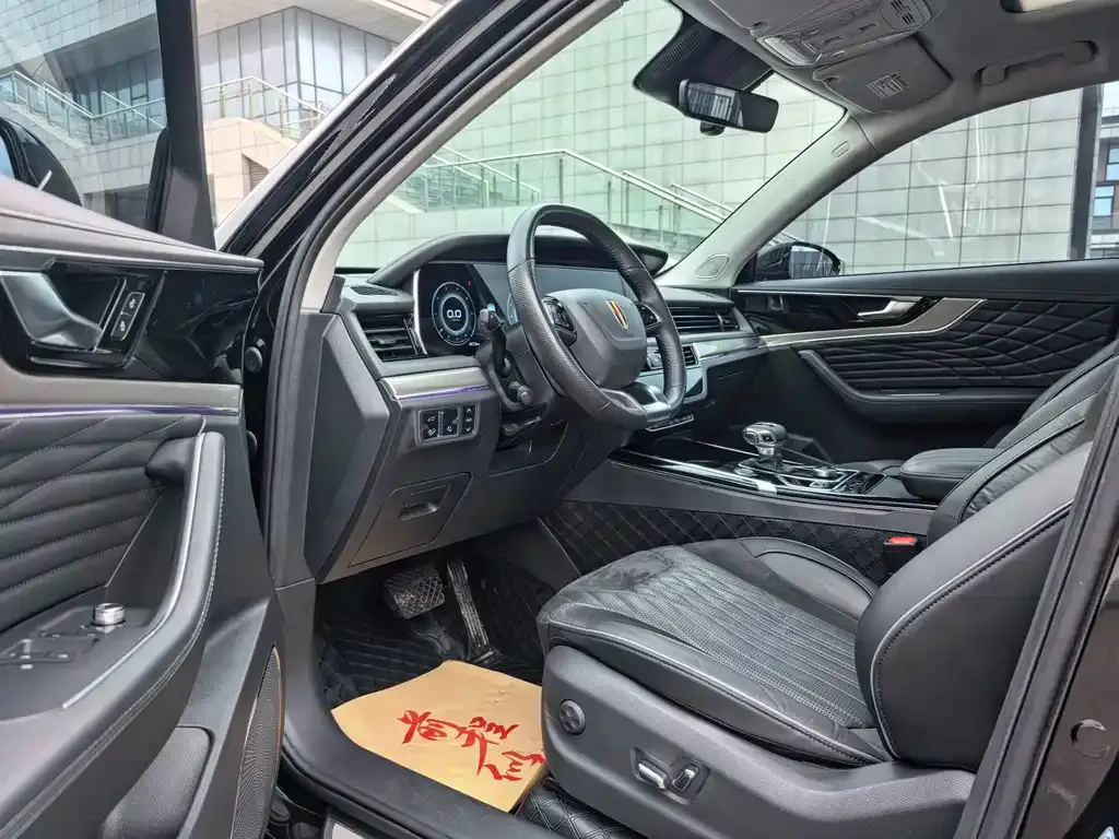 Hongqi HS5 2023 из CN, фото 5