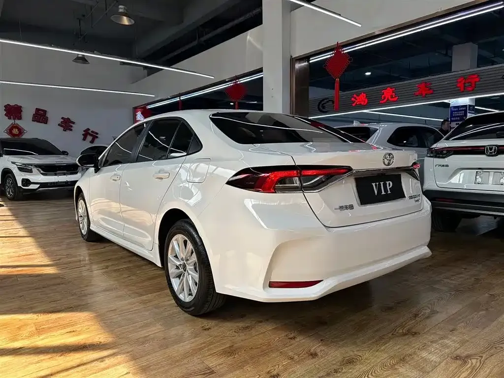 Toyota Corolla 2023 из CN, фото 6