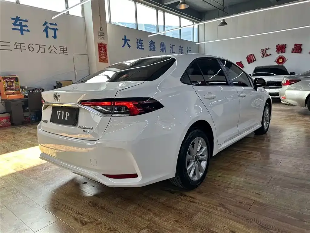 Toyota Corolla 2023 из CN, фото 2