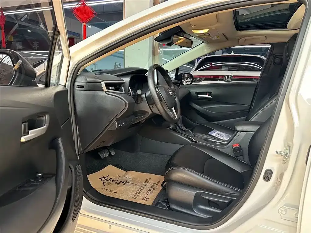Toyota Corolla 2023 из CN, фото 4