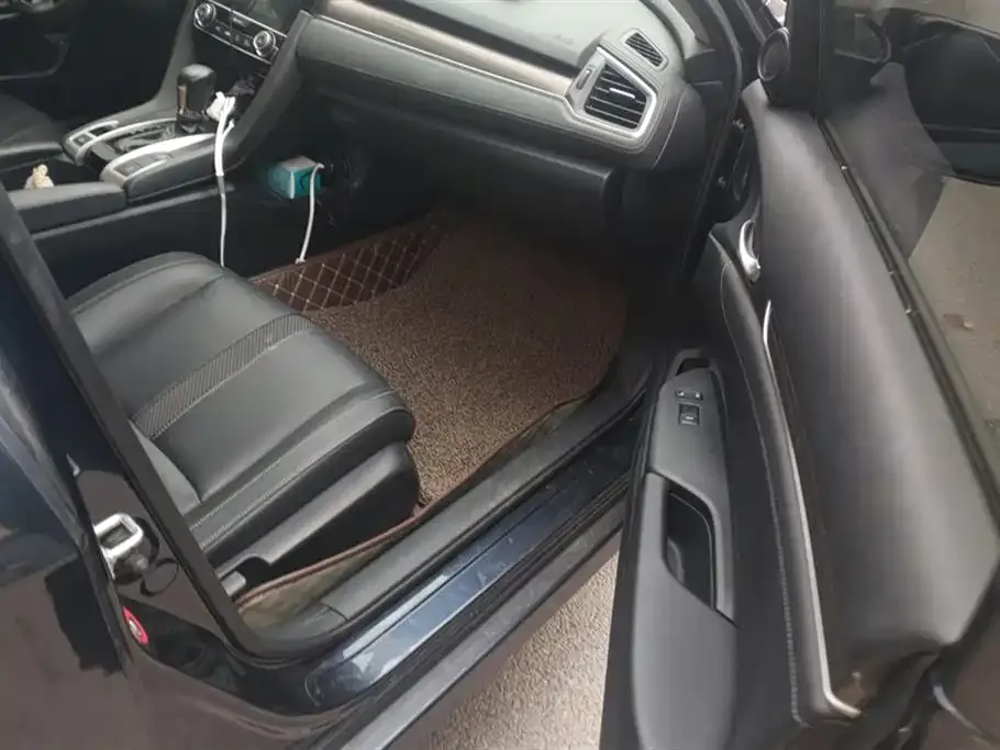 Honda Civic — фото 6