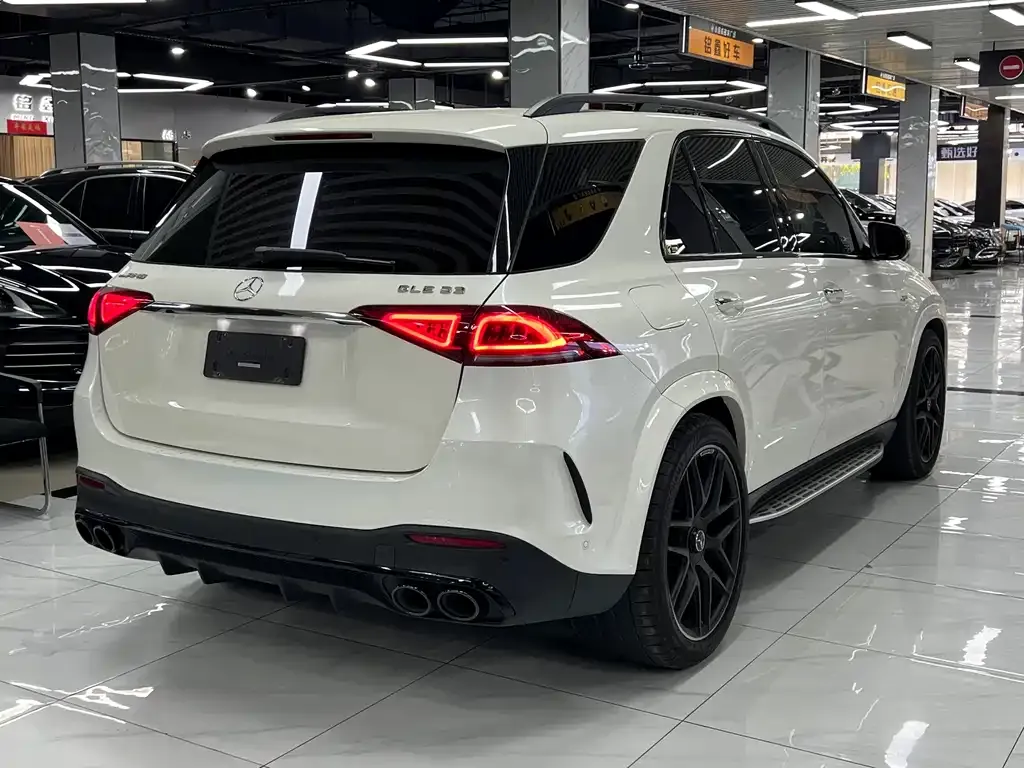 Mercedes-Benz GLE AMG — фото 7