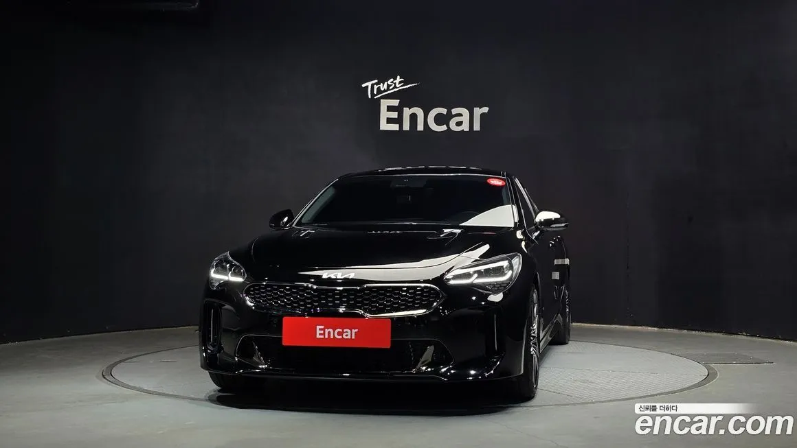 Kia Stinger 2023 из KR, фото 3