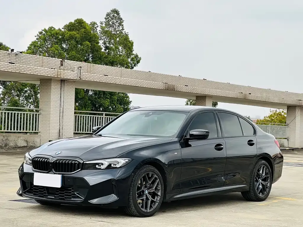 BMW 3 Series — фото 1