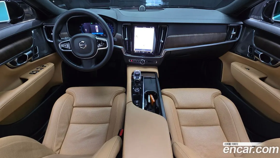 Volvo S90 2023 из KR, фото 8
