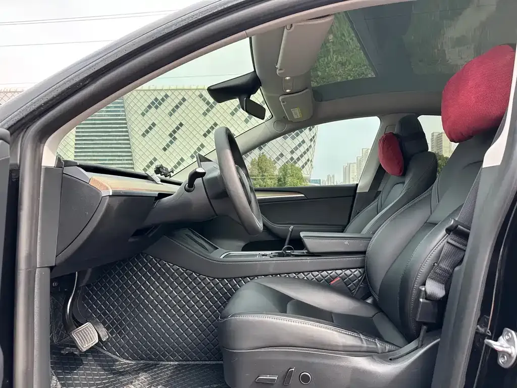 Tesla Model Y 2022 из CN, фото 2