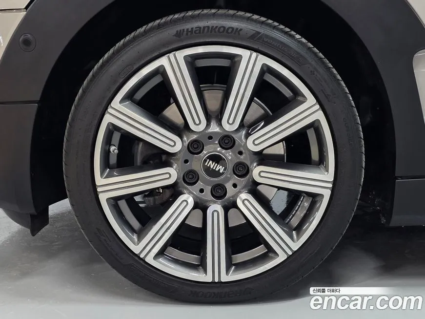 Mini Clubman 2023 из KR, фото 9