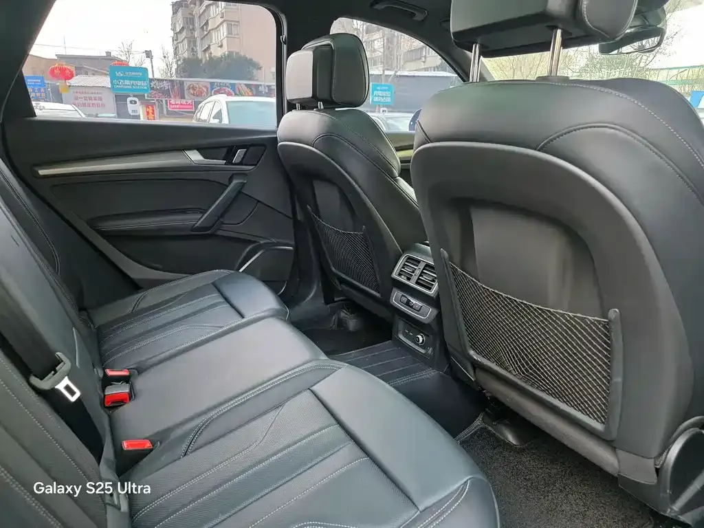 Audi Q5L 2024 из CN, фото 6