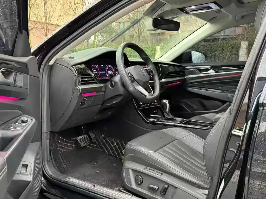 Volkswagen Passat — фото 5