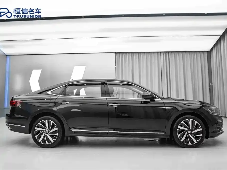 Volkswagen Passat — фото 2