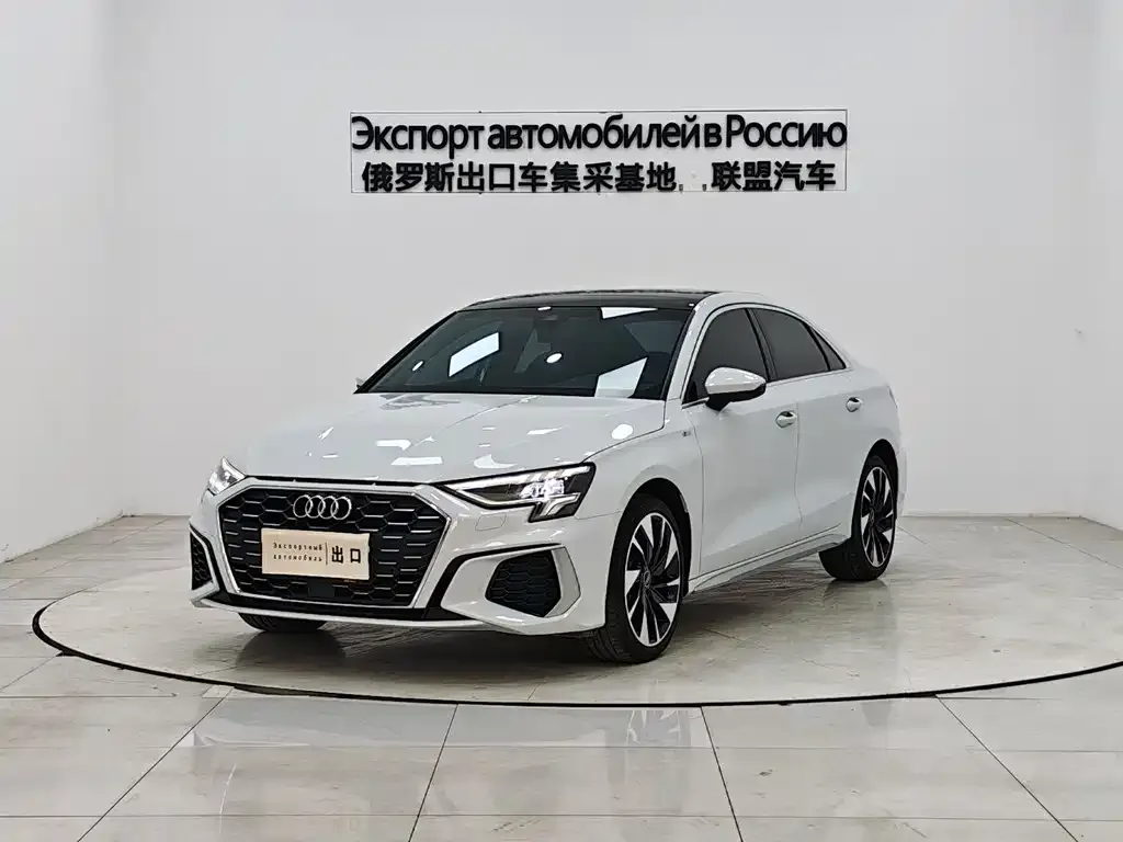 Audi A3 2023 из CN, фото 1