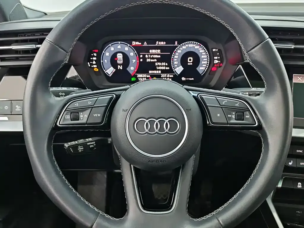 Audi A3 2023 из CN, фото 10