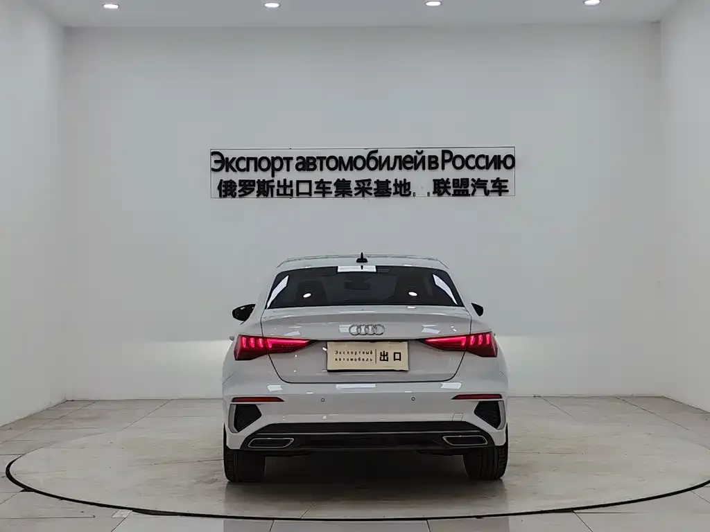 Audi A3 2023 из CN, фото 4