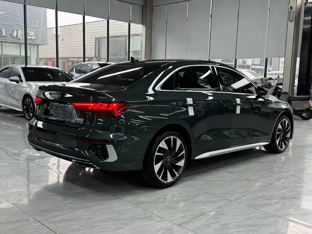 Audi A3 2023 из CN, фото 7