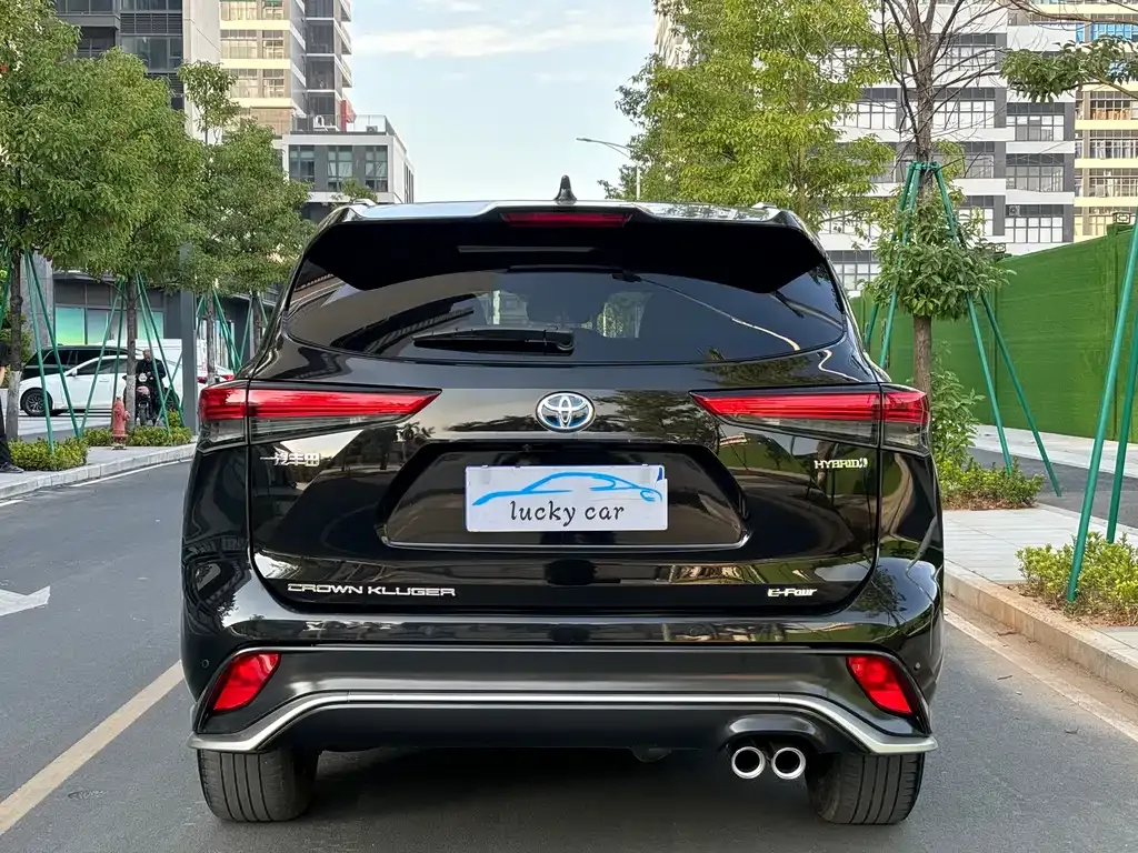 Toyota Crown Kluger 2022 из CN, фото 7