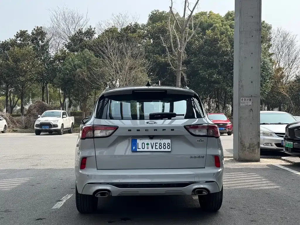 Ford Escape 2023 из CN, фото 8
