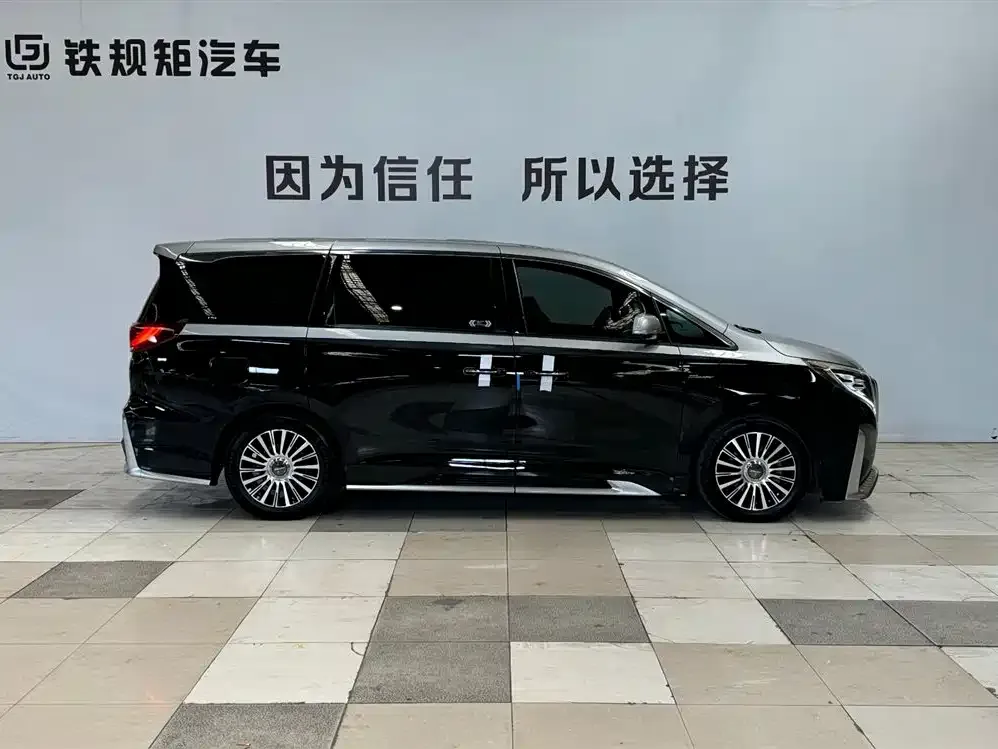GAC Motor Trumpchi M8 — фото 2