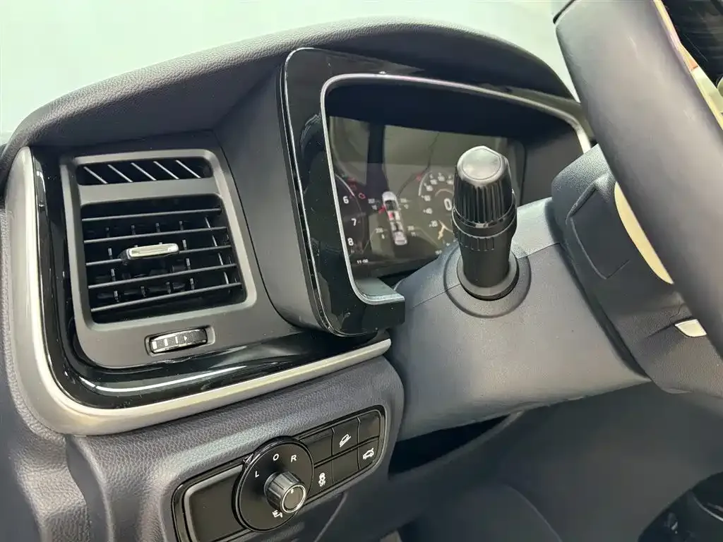 GAC Motor Trumpchi M8 — фото 4