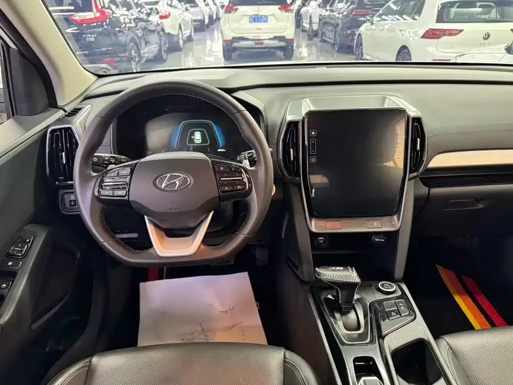 Hyundai ix35 — фото 10