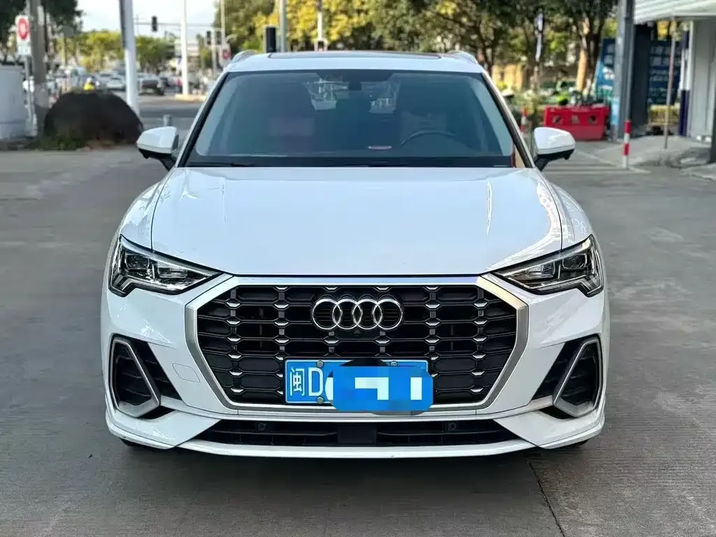 Audi Q3 2021 из CN, фото 2