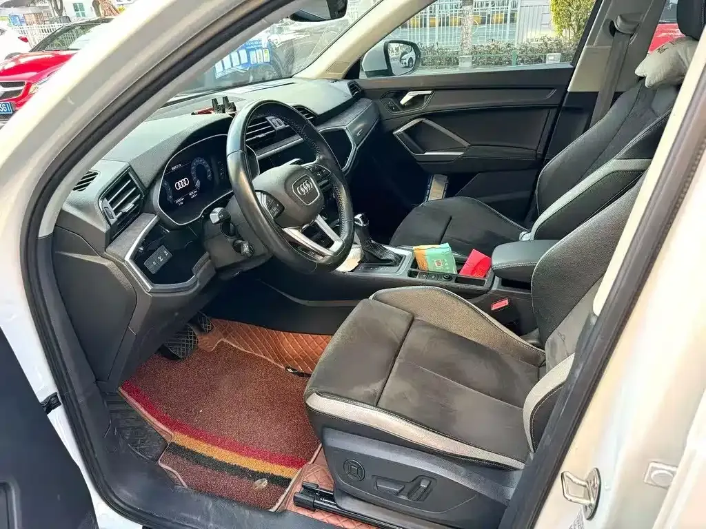 Audi Q3 2021 из CN, фото 9