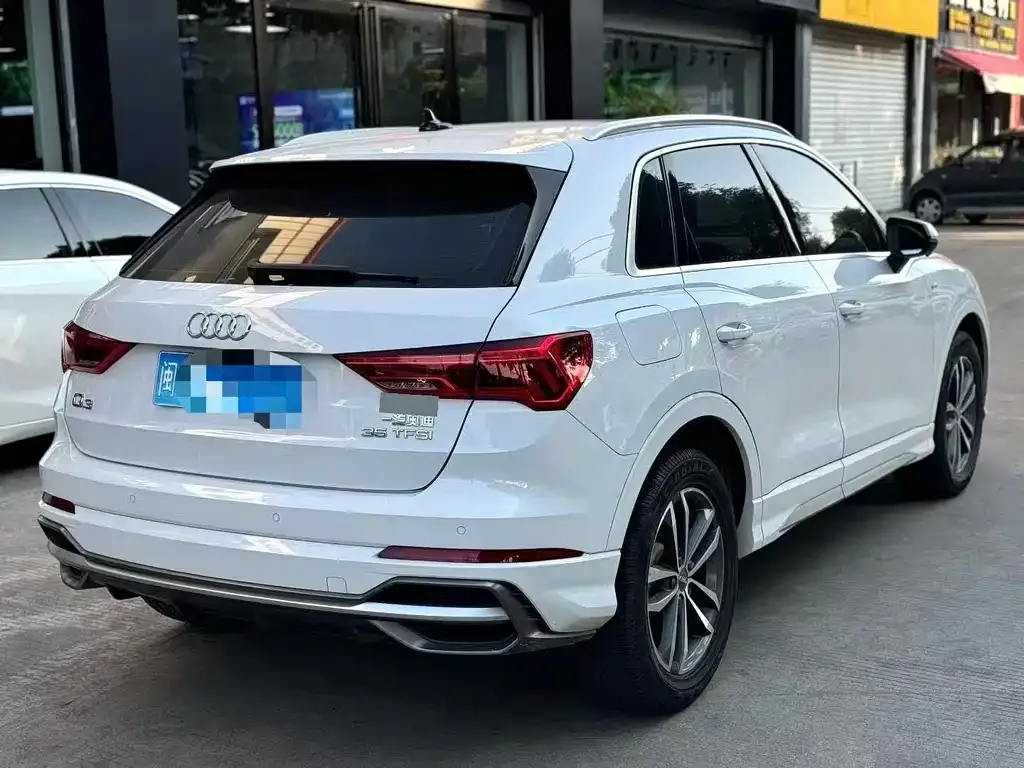 Audi Q3 2021 из CN, фото 5