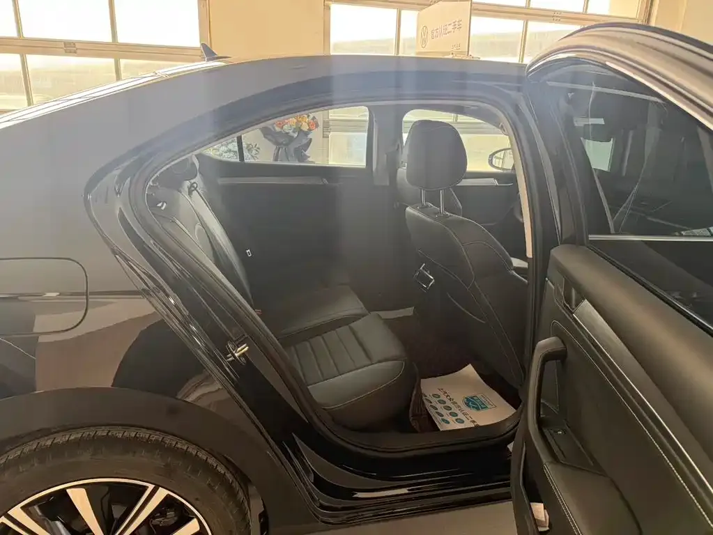 Skoda Superb 2024 из CN, фото 8