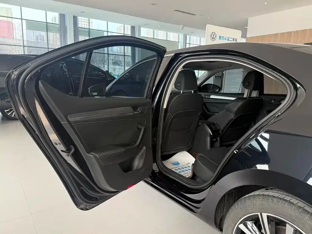 Skoda Superb 2024 из CN, фото 2