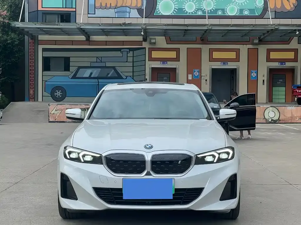 BMW i3 2024 из CN, фото 9