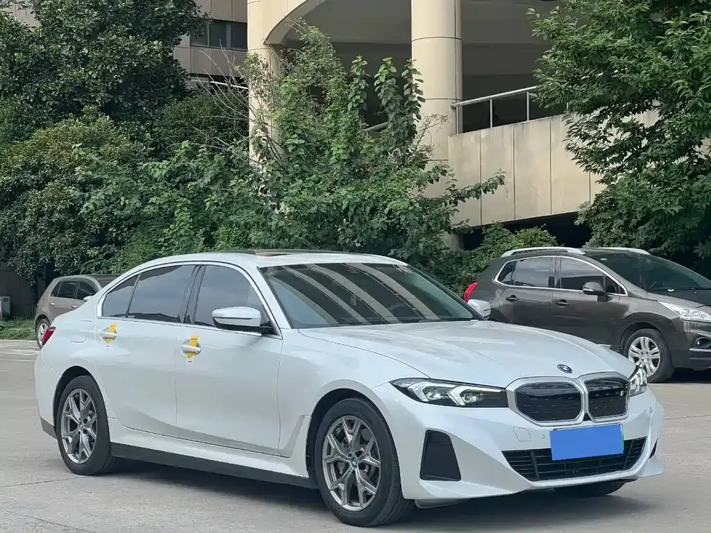 BMW i3 2024 из CN, фото 6