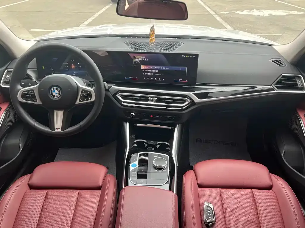BMW i3 2024 из CN, фото 3
