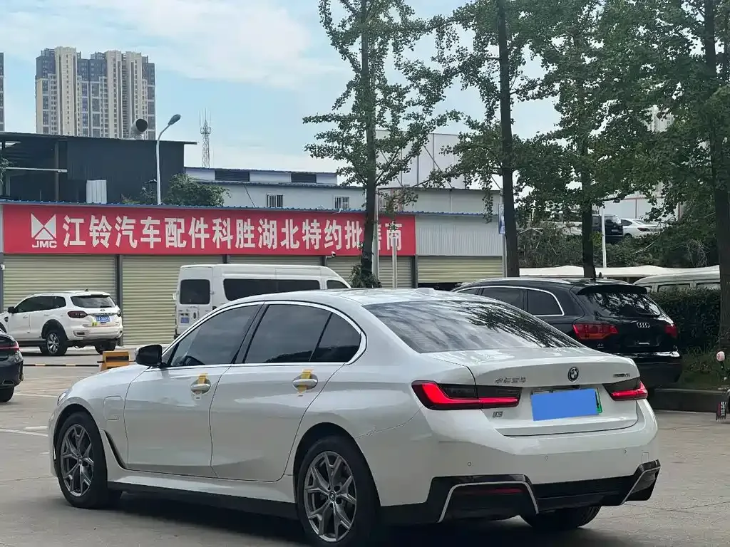 BMW i3 2024 из CN, фото 4