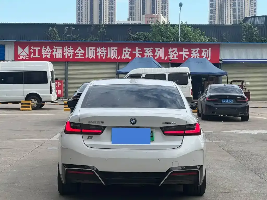 BMW i3 2024 из CN, фото 8