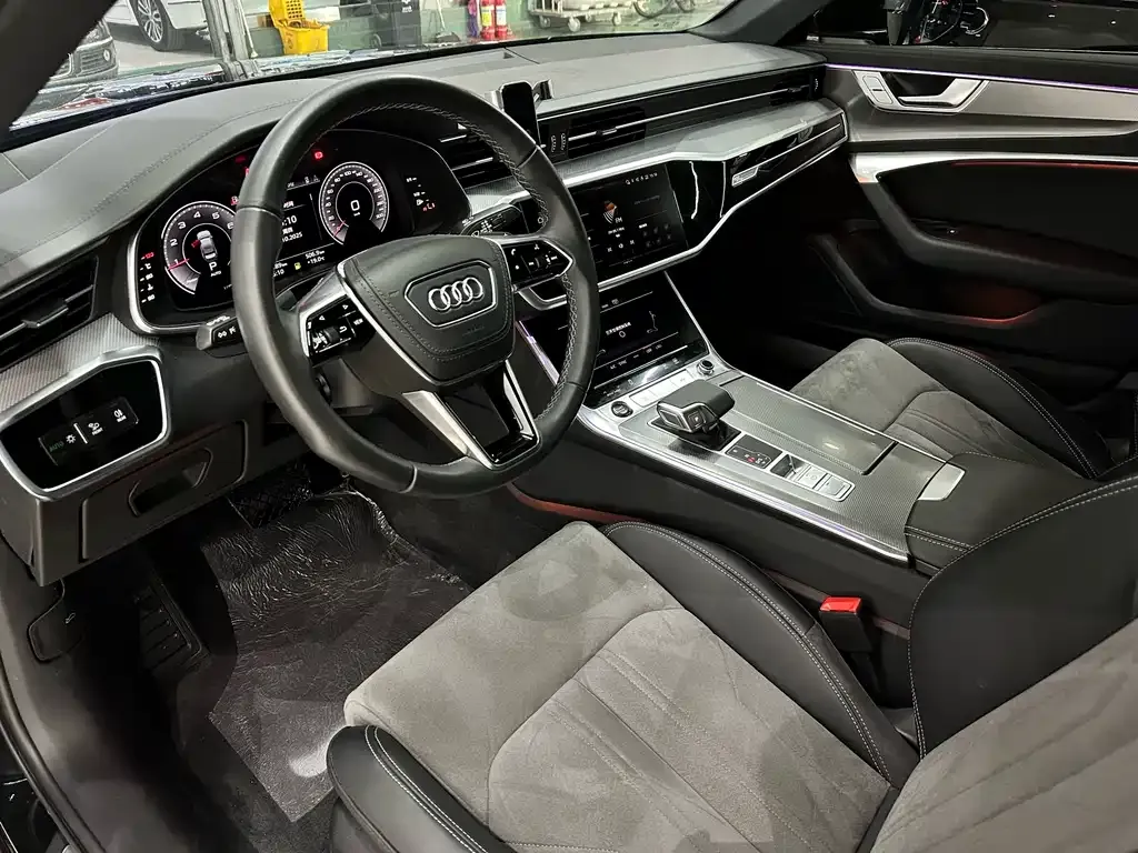 Audi A6L 2024 из CN, фото 7