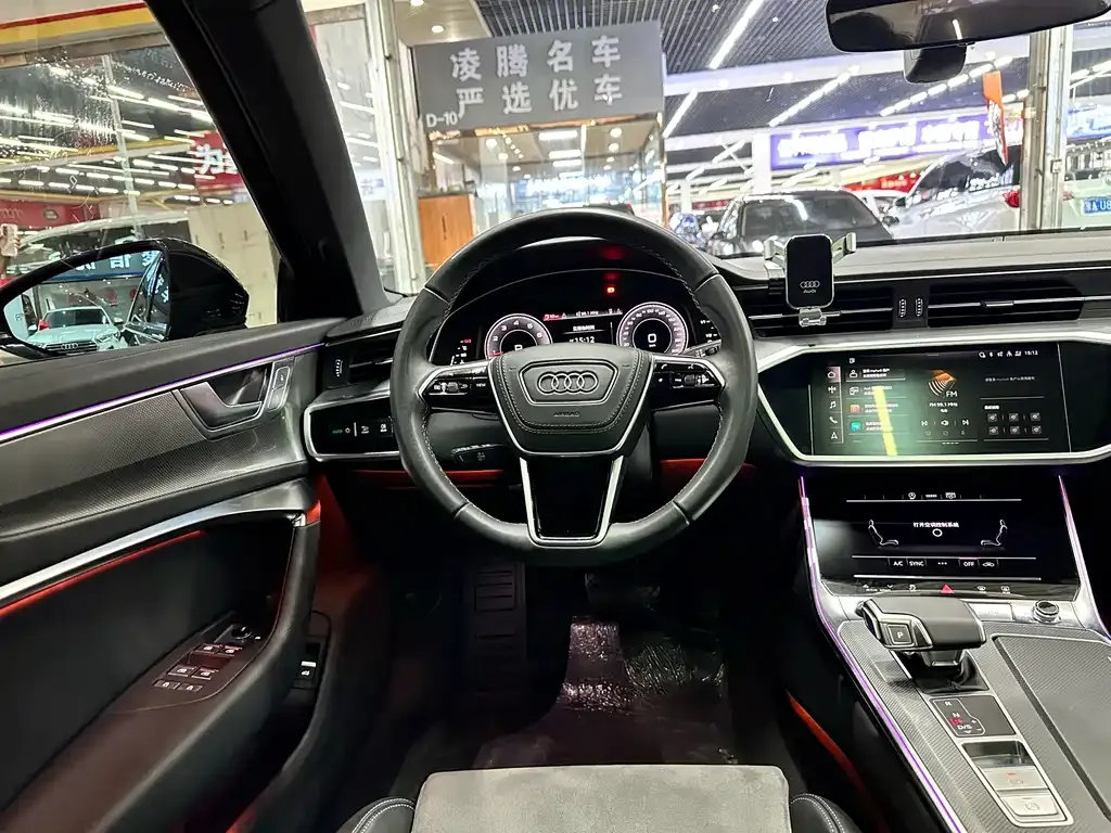 Audi A6L 2024 из CN, фото 4