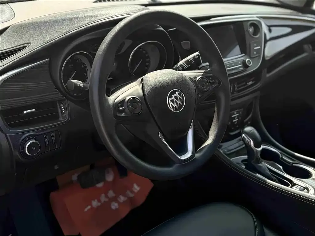 Buick Envision Plus — фото 6