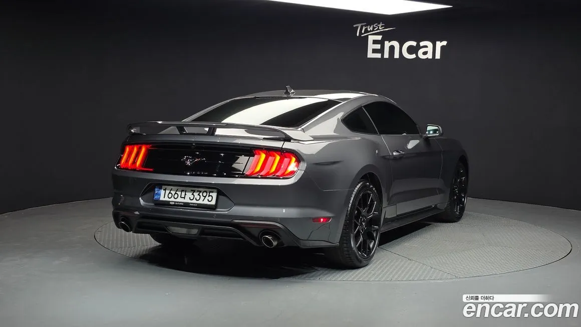 Ford Mustang 2023 из KR, фото 2