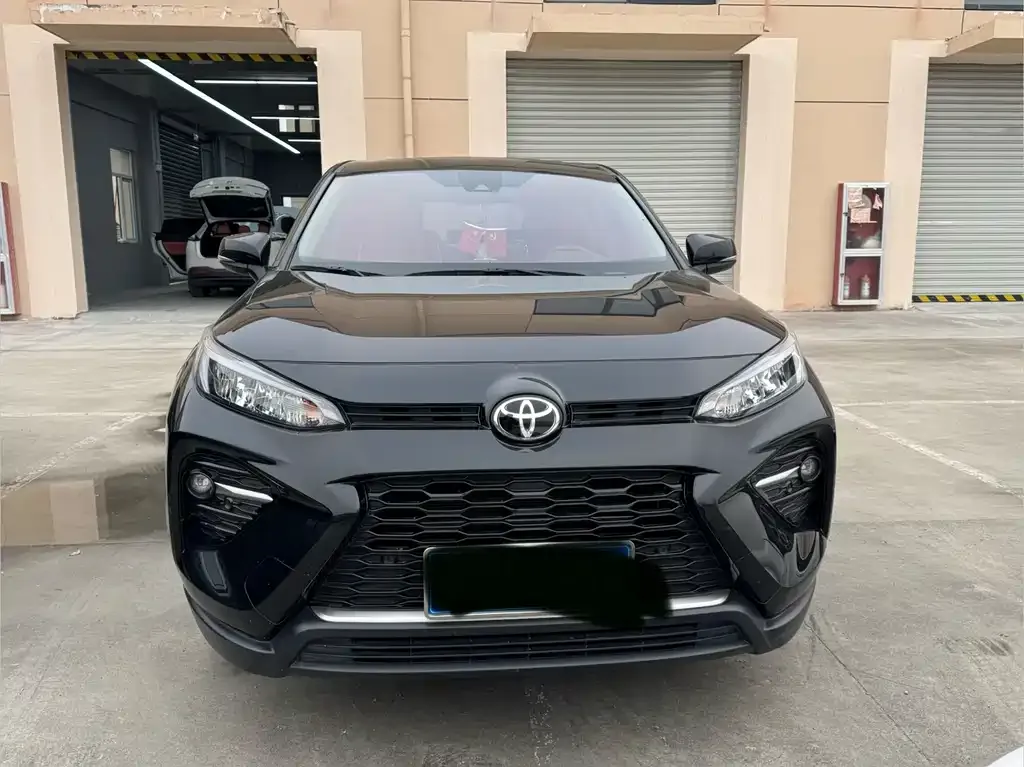 Toyota Wildlander — фото 10