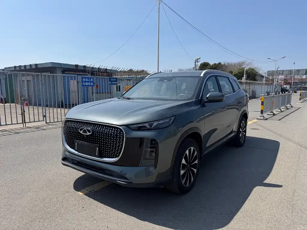 Chery Tiggo 8 PLUS — фото 1