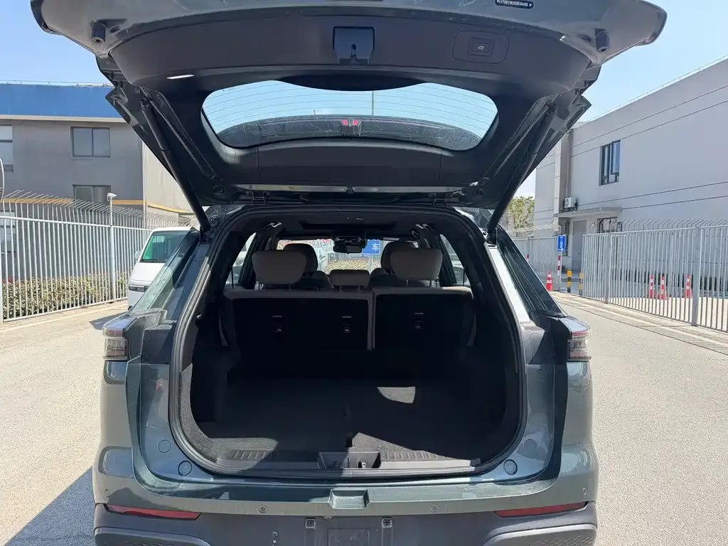 Chery Tiggo 8 PLUS — фото 10
