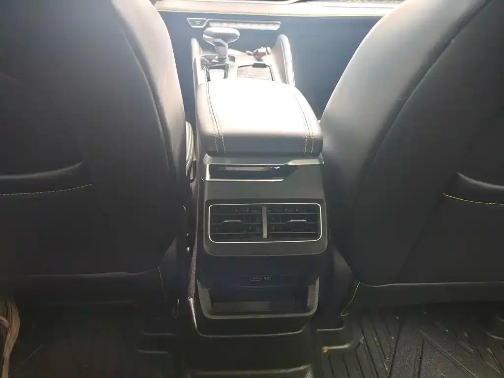 Geely Xingrui 2023 из CN, фото 2
