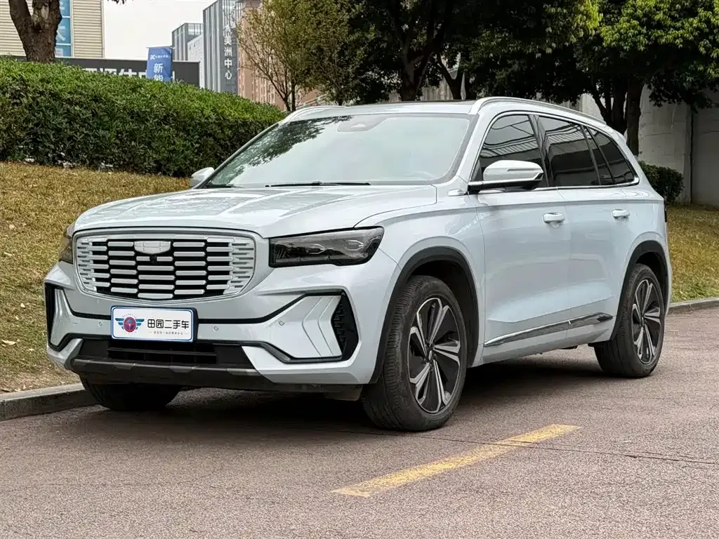 Geely Xingyue L — фото 1