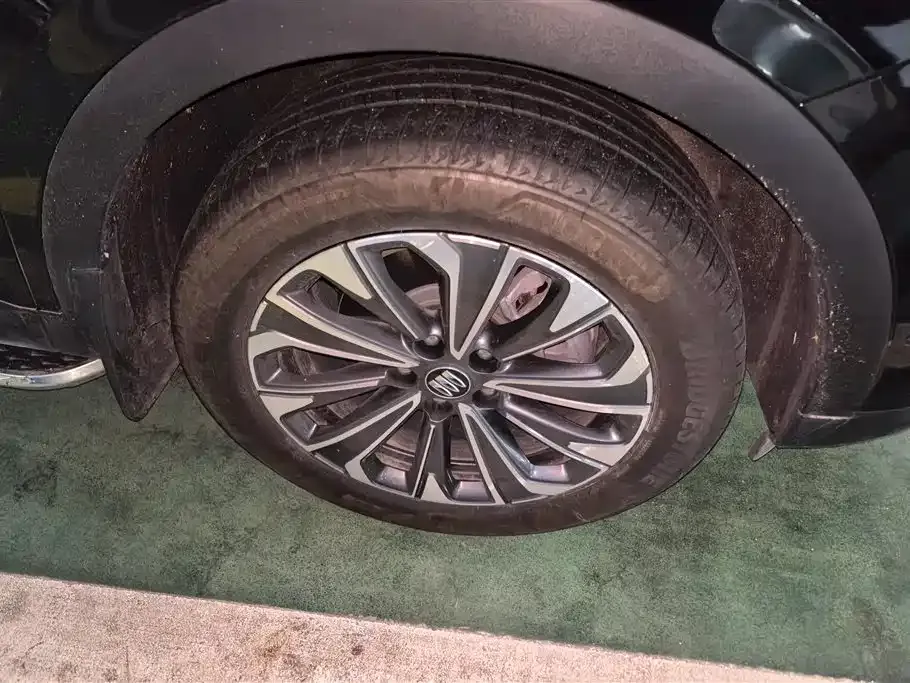 Buick Envision Plus — фото 6