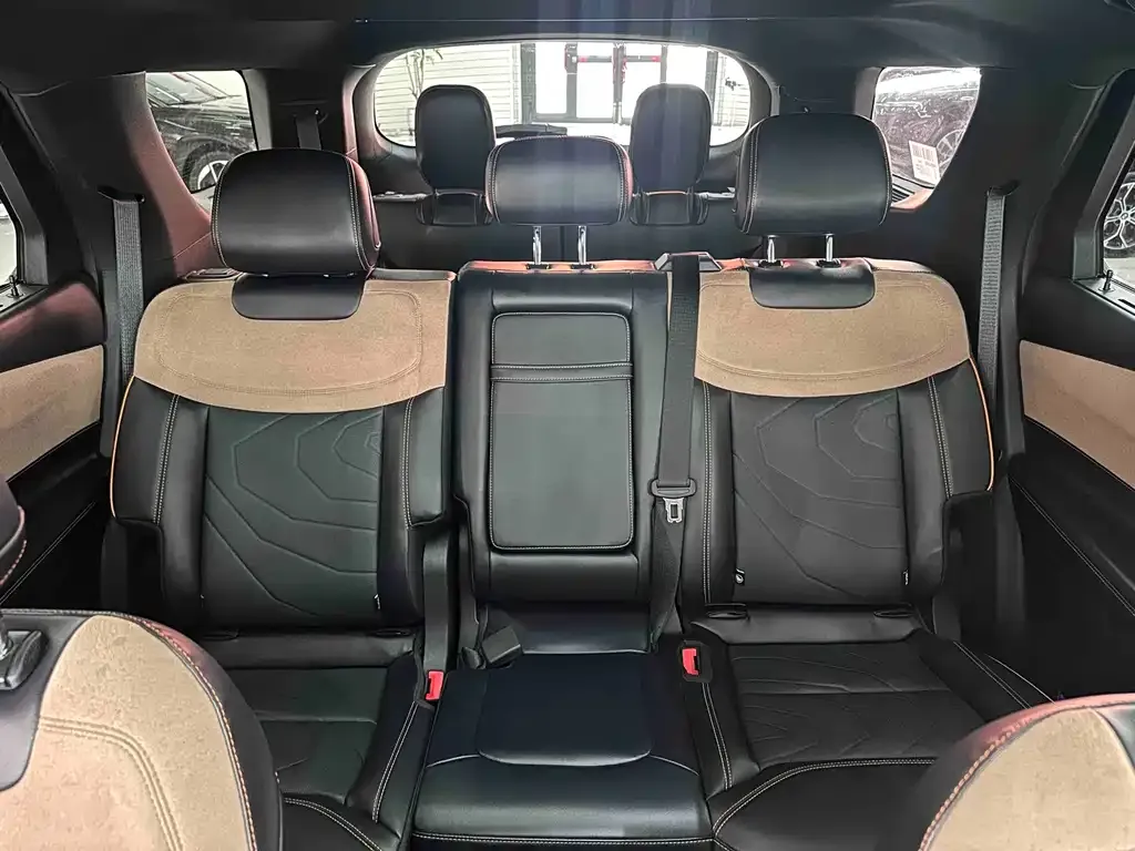 Ford Explorer 2024 из CN, фото 9
