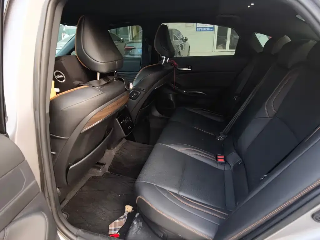 Toyota Avalon 2024 из CN, фото 2