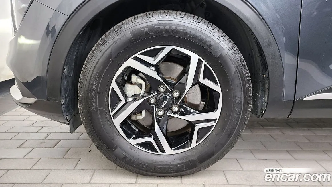 Kia Sportage — фото 8