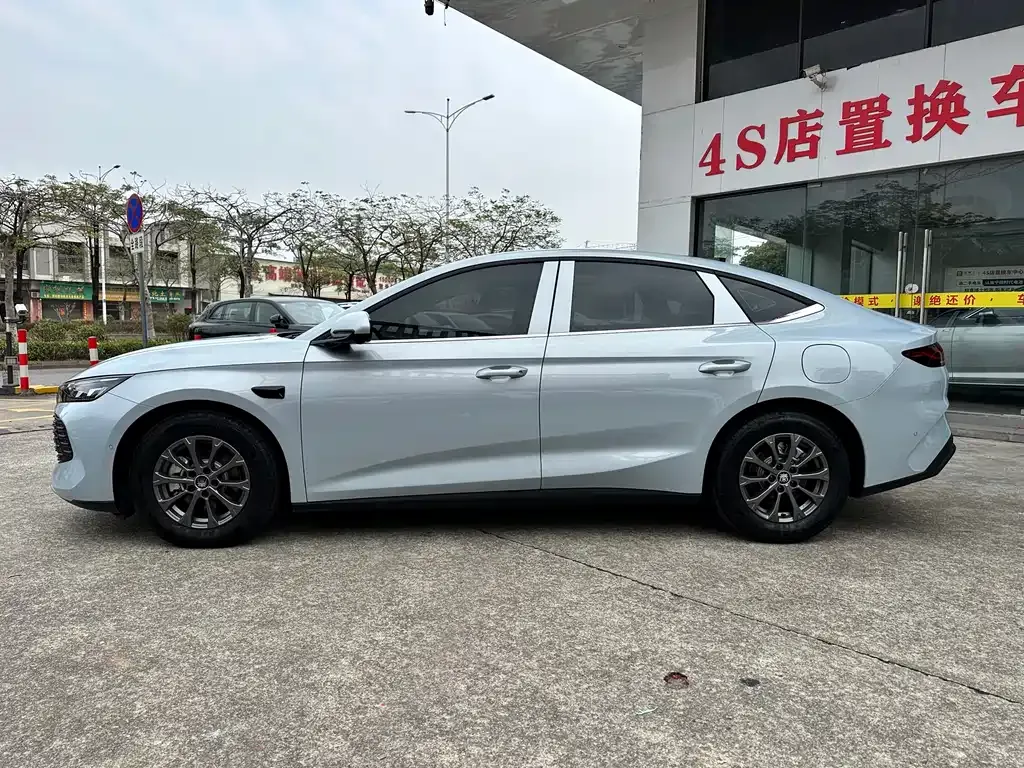 BYD Qin L 2025 из CN, фото 8
