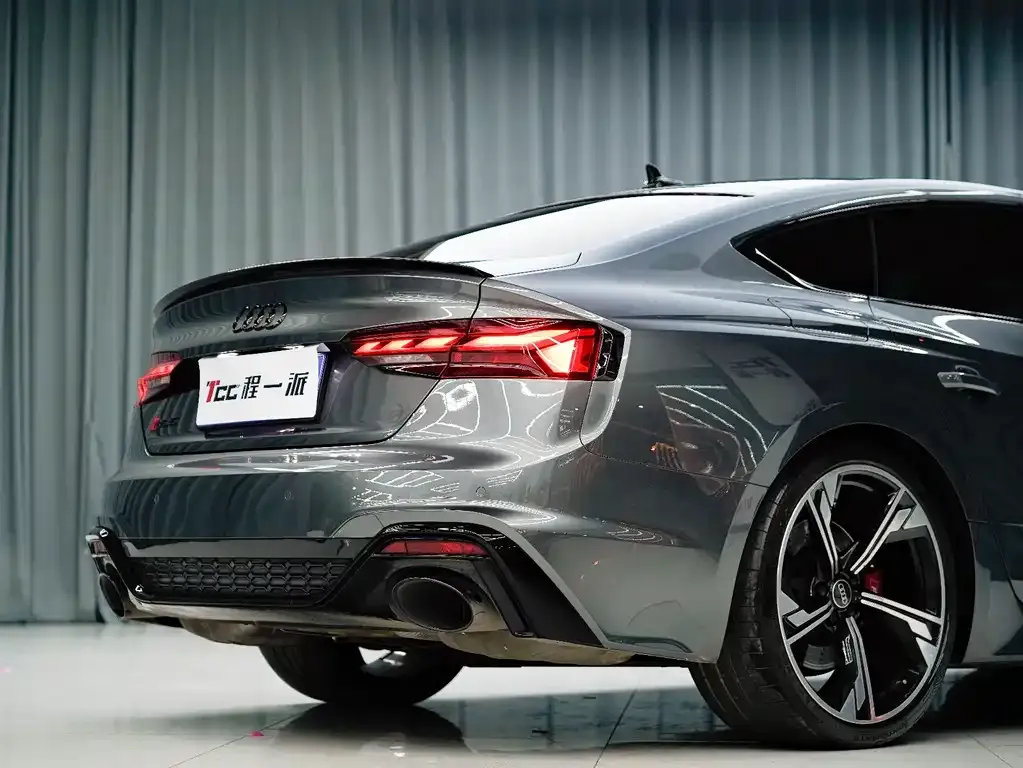 Audi RS 5 2023 из CN, фото 7
