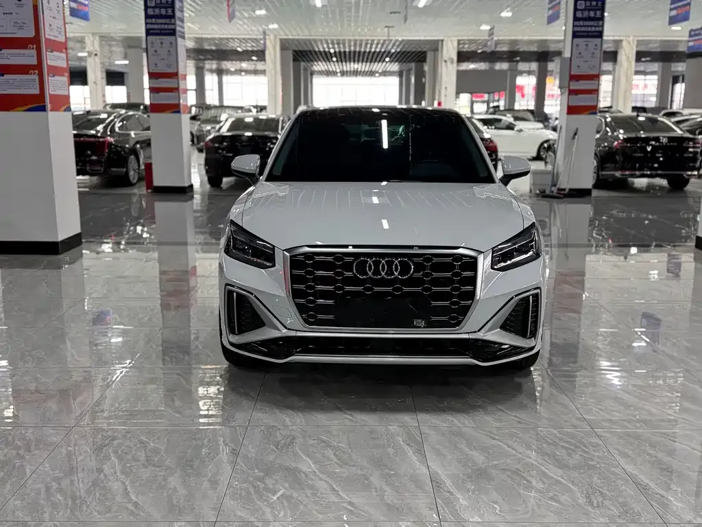 Audi Q2L 2022 из CN, фото 9